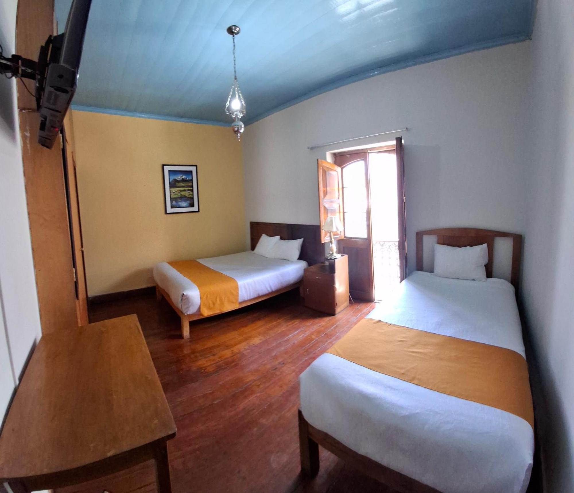 Hostal Lluvia De Oro Arequipa Exterior photo